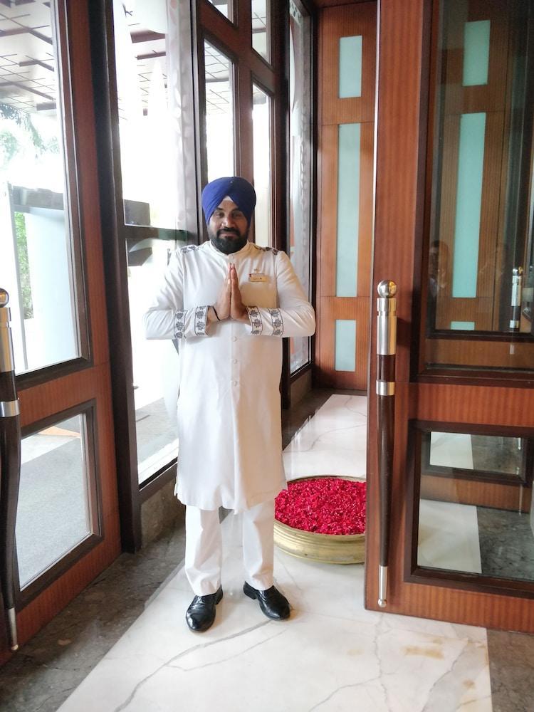 Radisson Blu Hotel, Nagpur Buitenkant foto