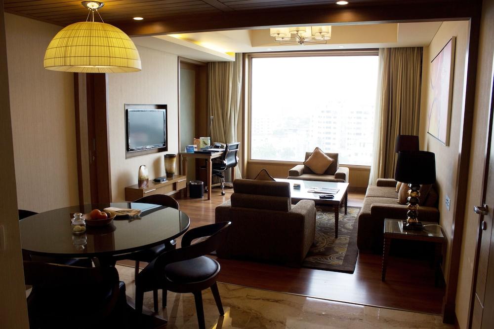 Radisson Blu Hotel, Nagpur Buitenkant foto
