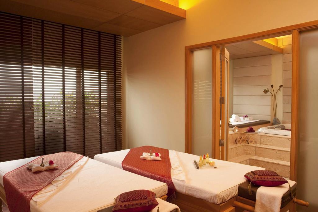 Radisson Blu Hotel, Nagpur Buitenkant foto