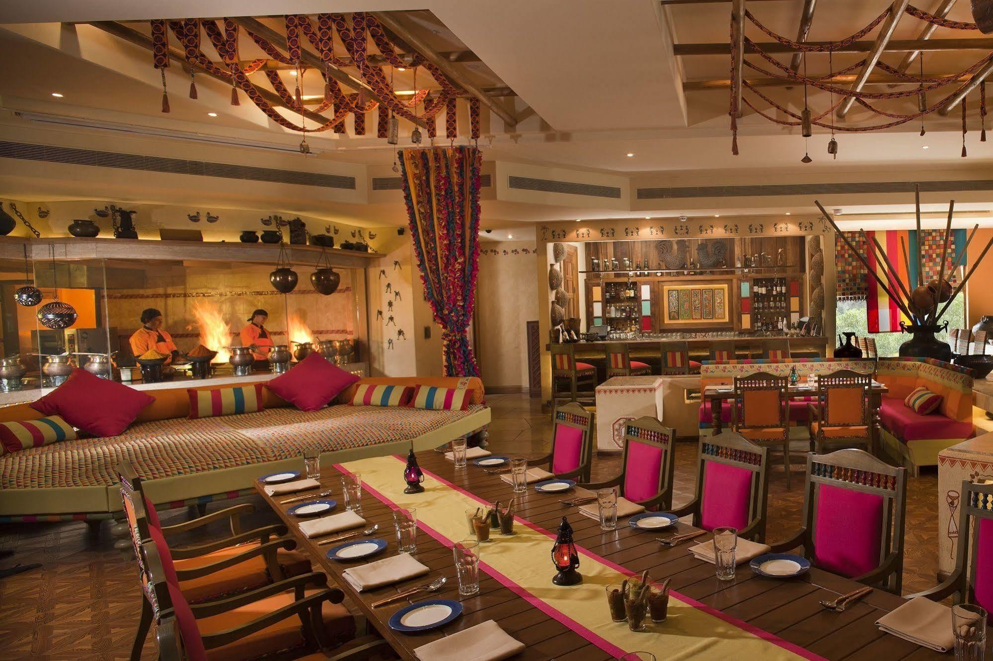 Radisson Blu Hotel, Nagpur Buitenkant foto