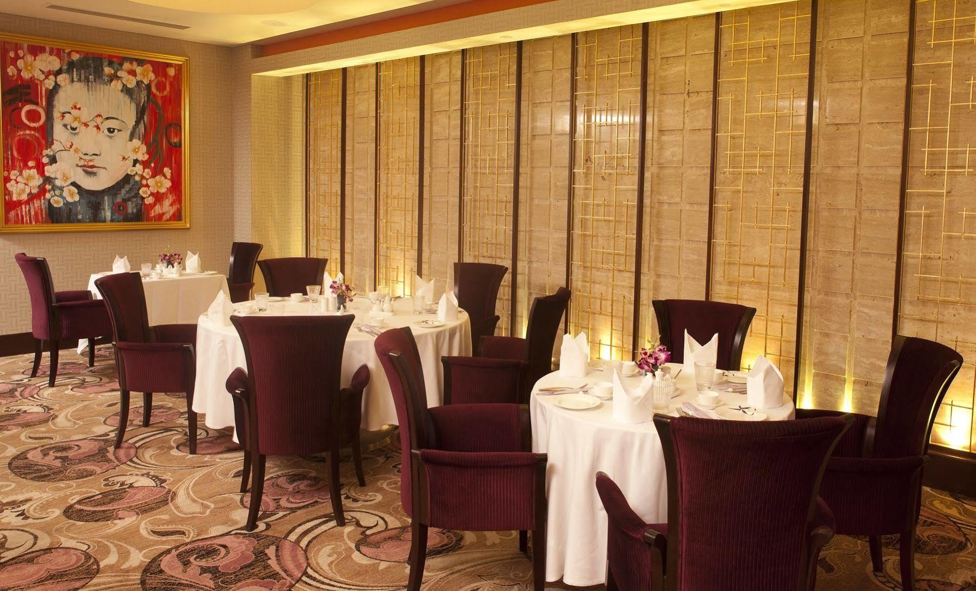 Radisson Blu Hotel, Nagpur Buitenkant foto